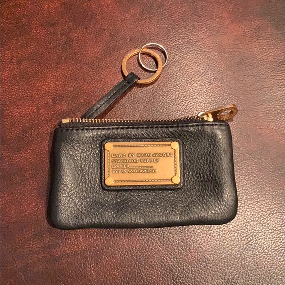 marc jacobs key chain wallet